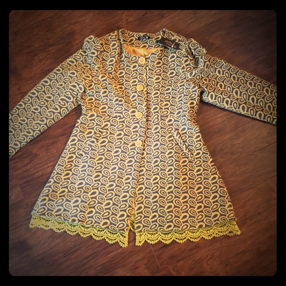 XL Lace Trimmed bordered Coat
